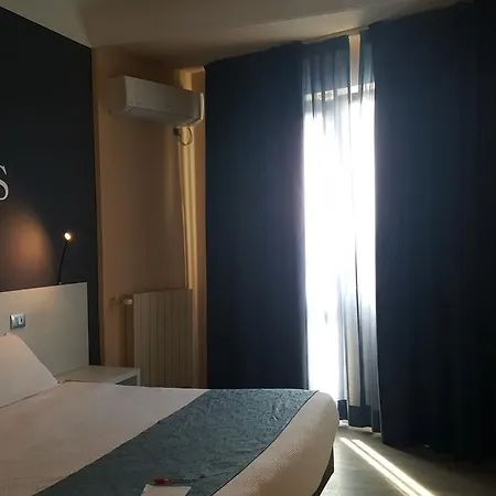 Hotel Park Latina